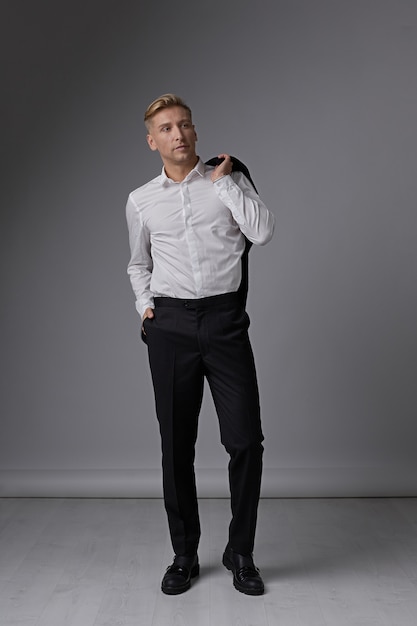 The Advantages Of Muscle Fit Suit Trousers